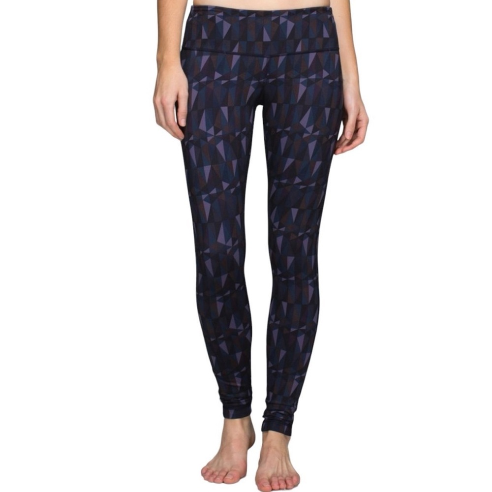 Lululemon Wonder Under Stained Glass Love in Nightfall Black 7/8 Leggings